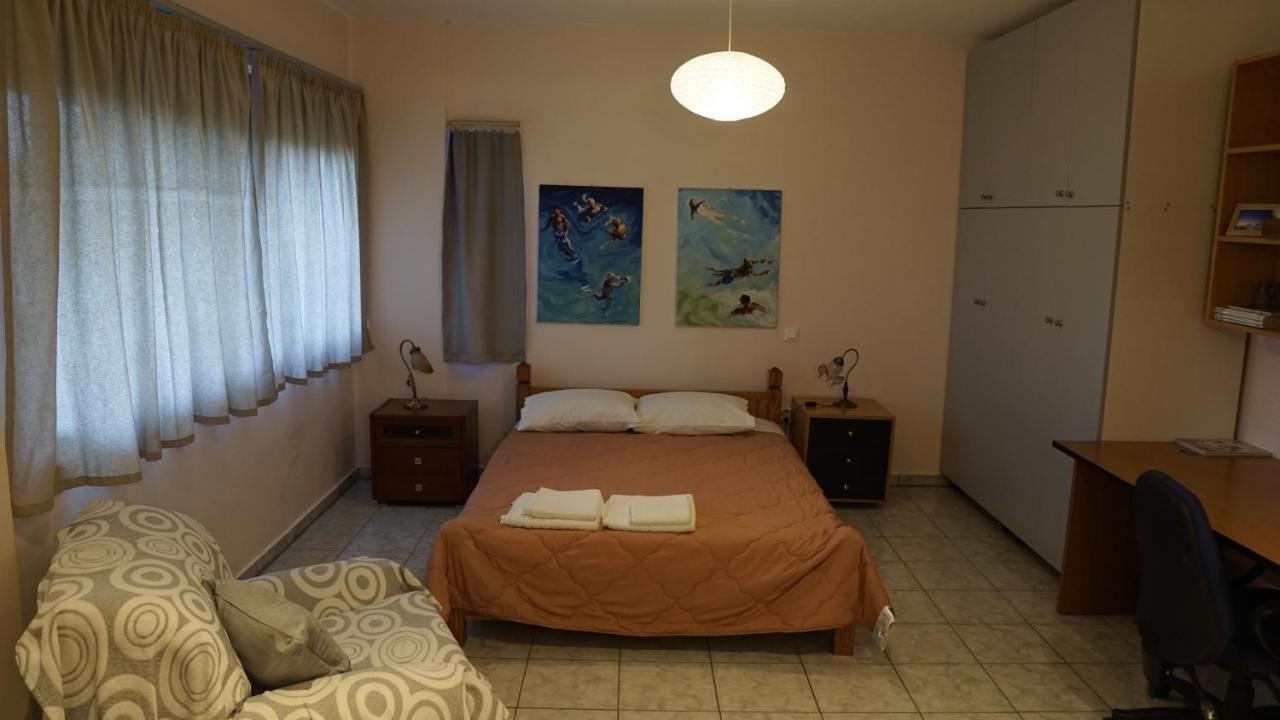 Romanos Patras Studio Eksteriør billede