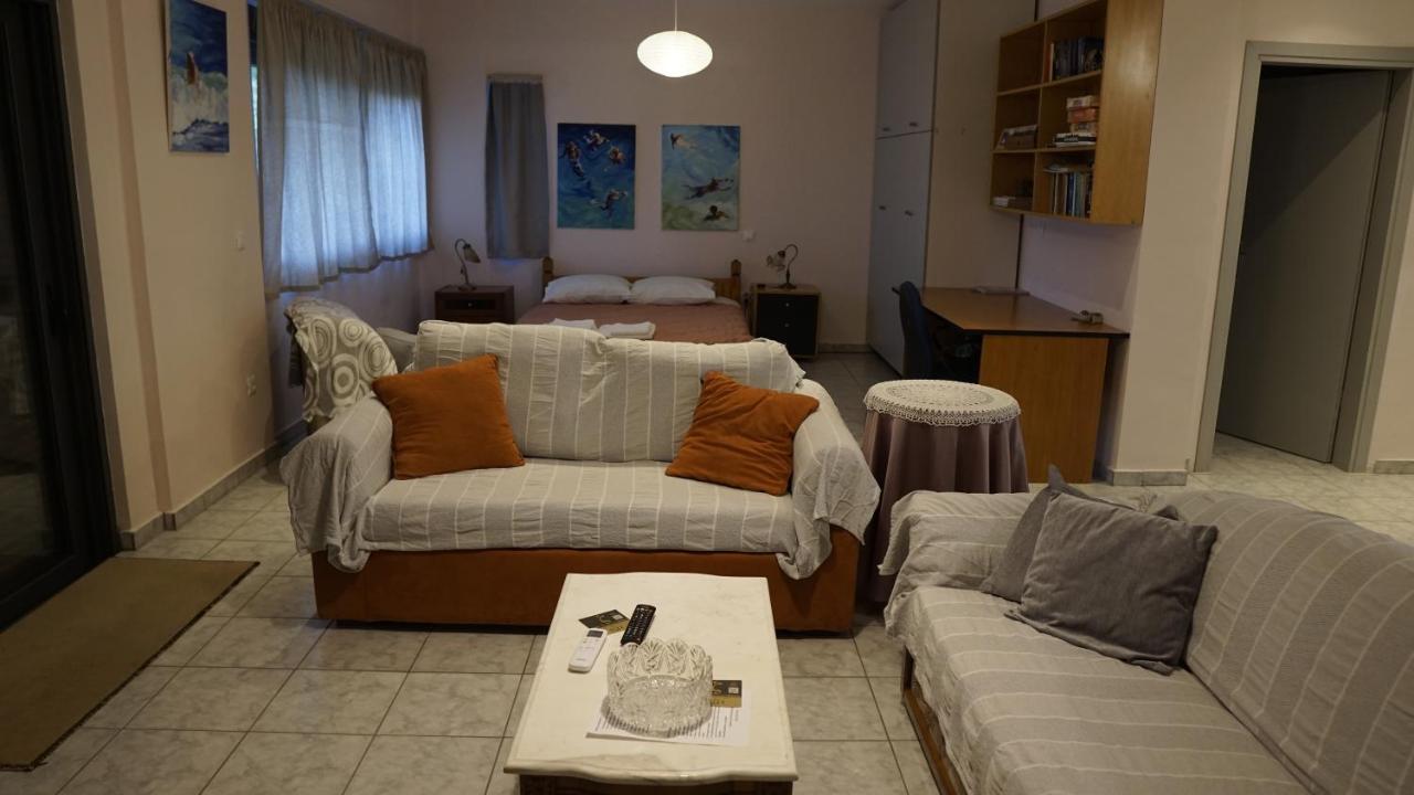 Romanos Patras Studio Eksteriør billede